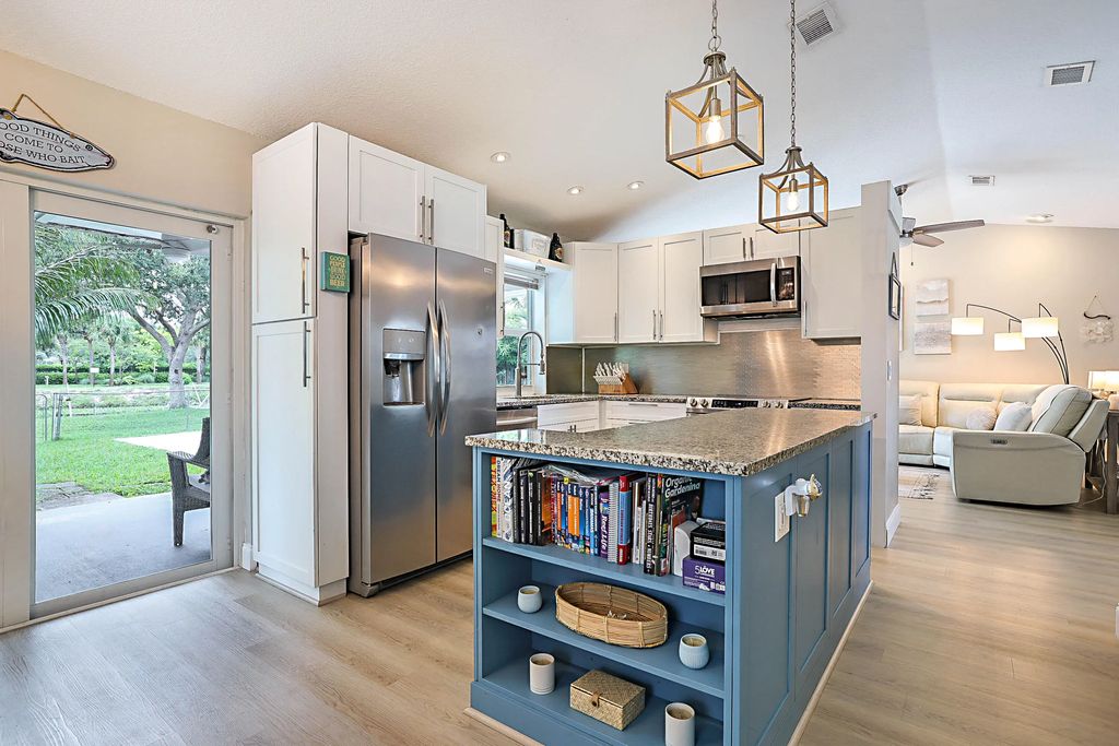 1103 Nw 11th Street, Boynton Beach