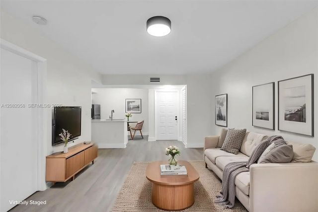 3 of 18 - 15495 Miami Lakeway N #101, Miami Lakes, FL