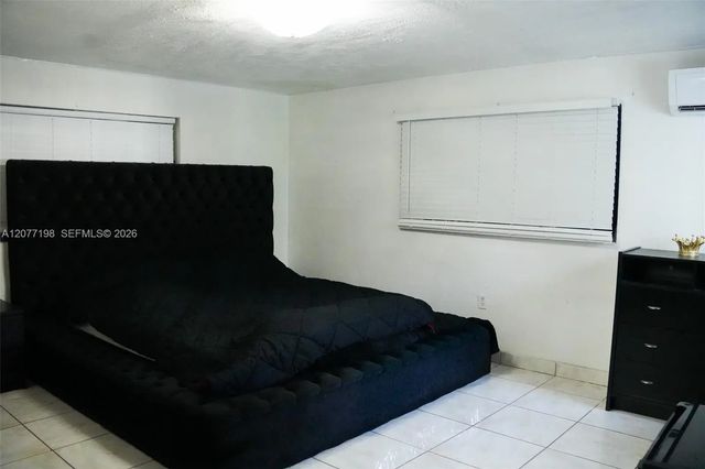 3 of 17 - 2955 Nw 102nd Street, Miami, FL