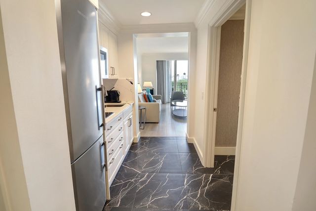 4 of 30 - 601 N Fort Lauderdale Beach Boulevard #910, Fort Lauderdale, FL