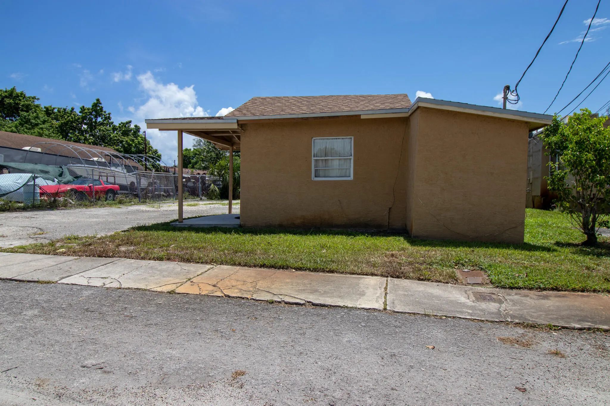 242 Sw 7th Court, Deerfield Beach
