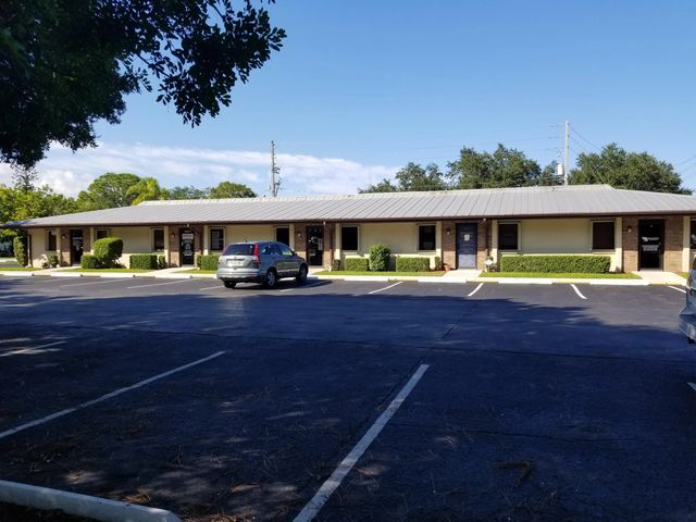5 of 11 - 1805 S 25th Street #suite 2, Fort Pierce, FL