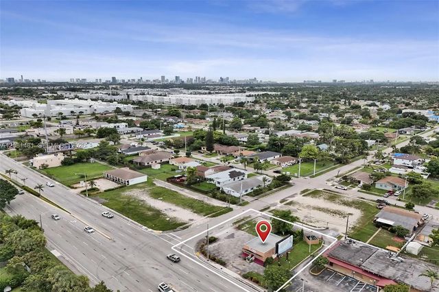 2 of 21 - 4404 Pembroke Road, West Park, FL