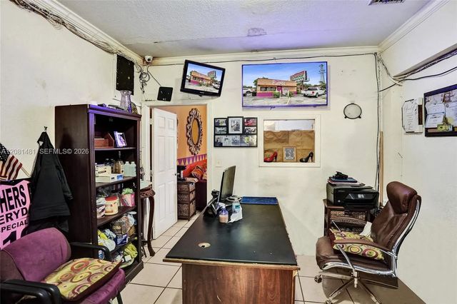 5 of 21 - 4404 Pembroke Road, West Park, FL