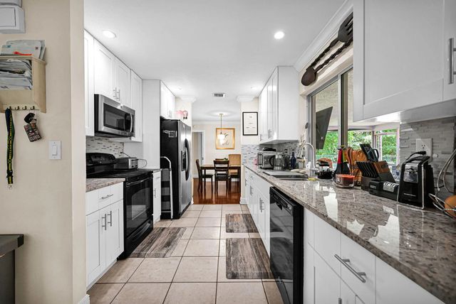 5 of 42 - 4203 Nw 75th Avenue, Coral Springs, FL