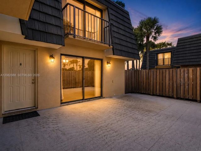 4 of 45 - 2404 24th Way, West Palm Beach, FL