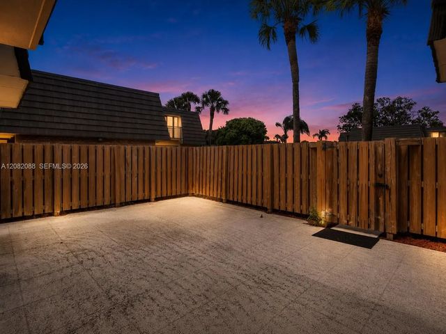 5 of 45 - 2404 24th Way, West Palm Beach, FL