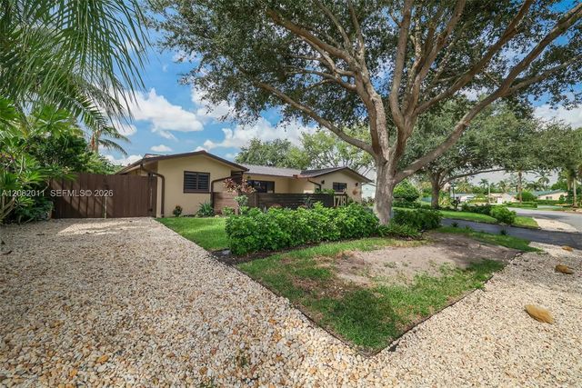 4 of 100 - 1718 Ne 58th Street, Fort Lauderdale, FL