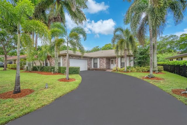 2426 Nw 118th Terrace, Coral Springs