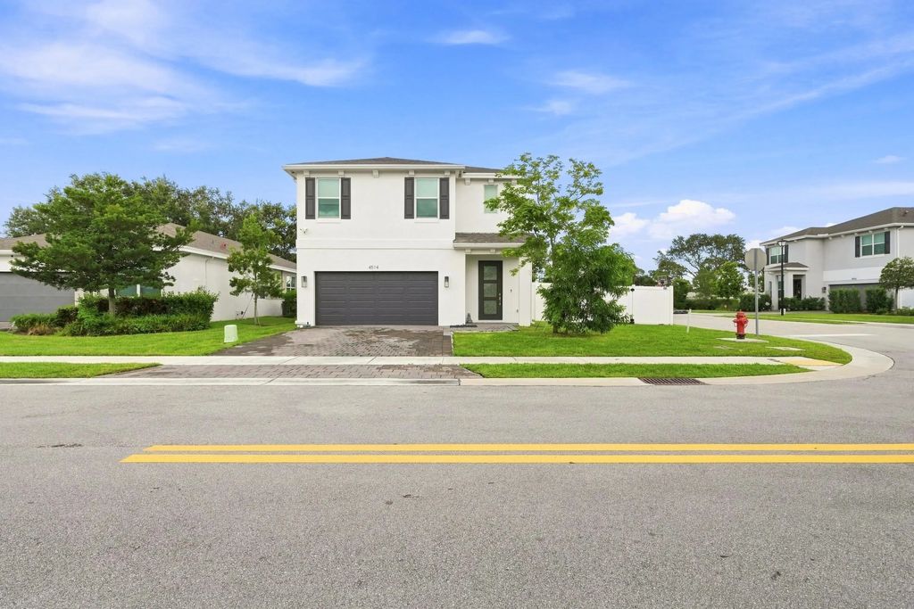 4514 Catalina Way, Greenacres