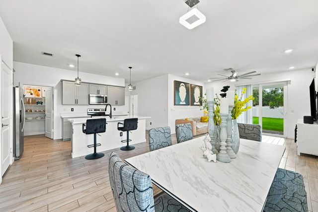 4 of 34 - 4514 Catalina Way, Greenacres, FL