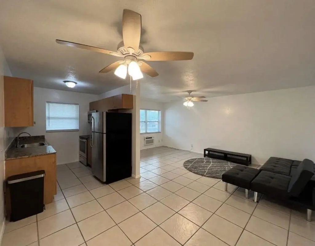 701 Se 15th Street #8, Fort Lauderdale