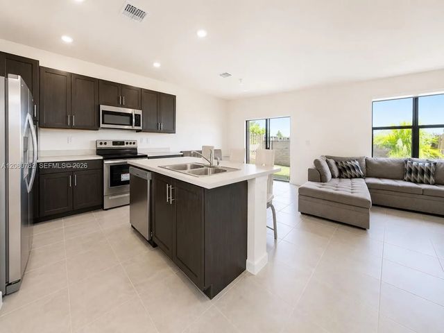 3 of 10 - 10153 Sw 231st Lane, Miami, FL