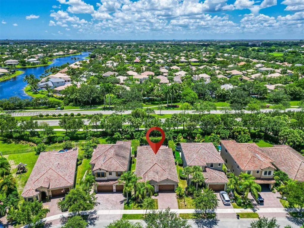 11174 Nw 72nd Place, Parkland