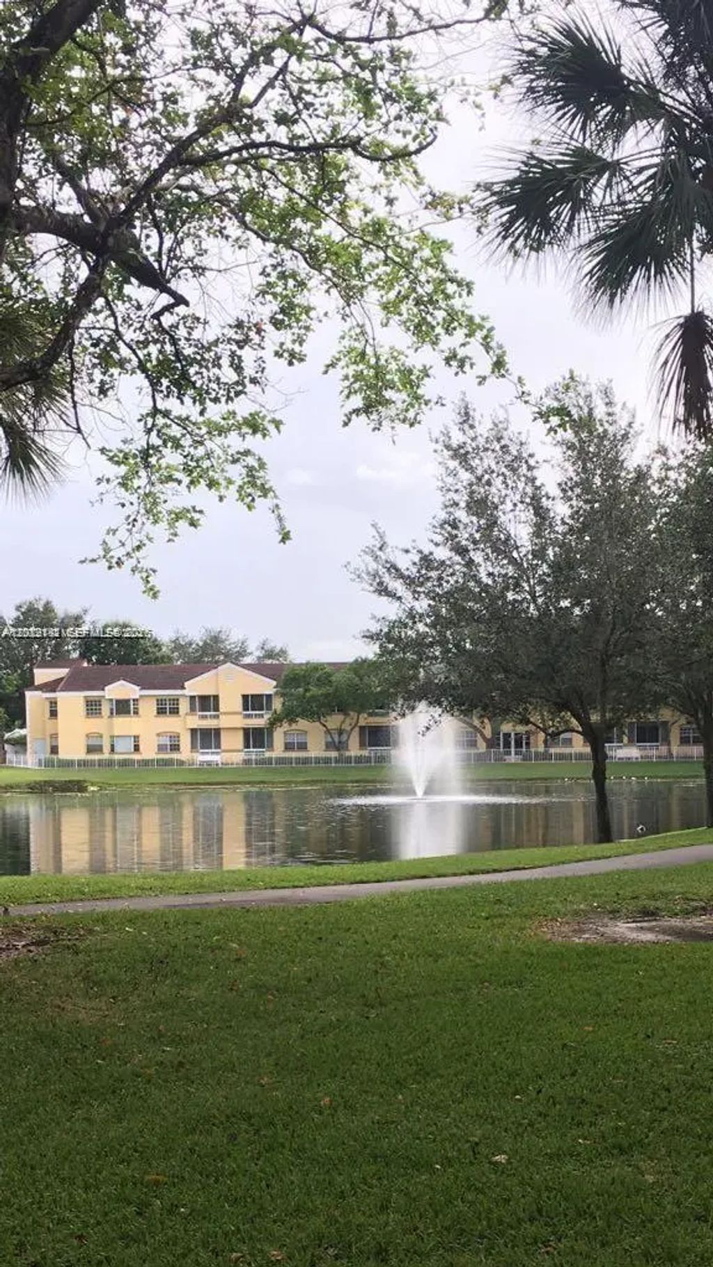 8592 W Sunrise Boulevard #111, Plantation