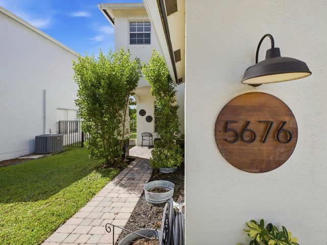 2 of 47 - 5676 Azalea Circle, West Palm Beach, FL