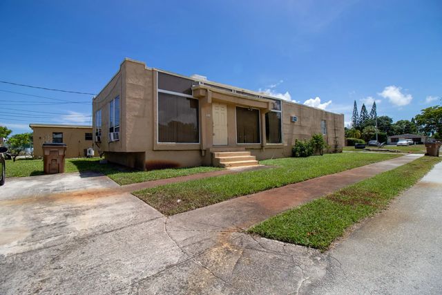 2 of 17 - 248 Sw 7th Court, Deerfield Beach, FL