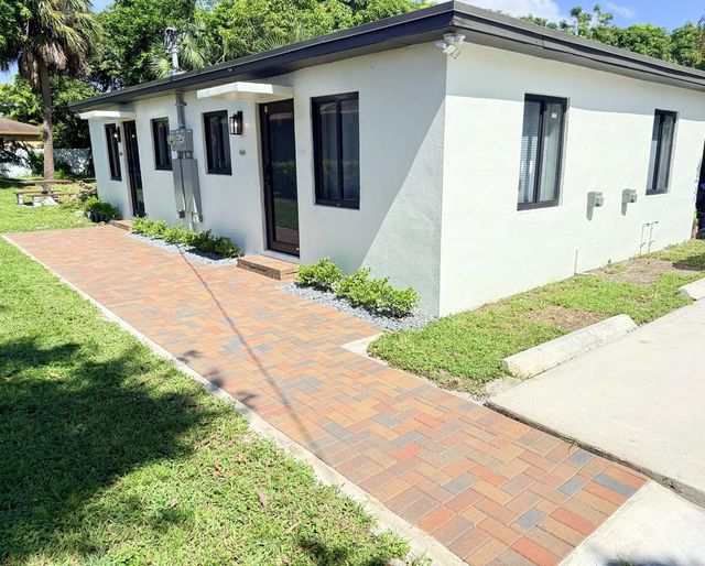 605 Nw 15th, Pompano Beach