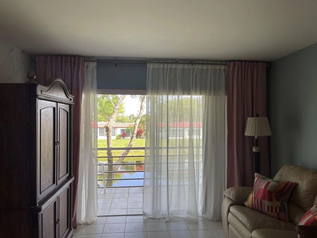 155 Lake Carol Drive #155, West Palm Beach