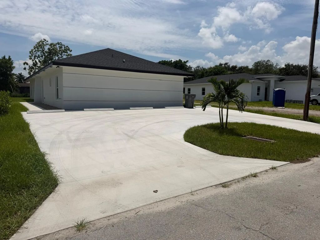 4880 Alberta Avenue #a, West Palm Beach