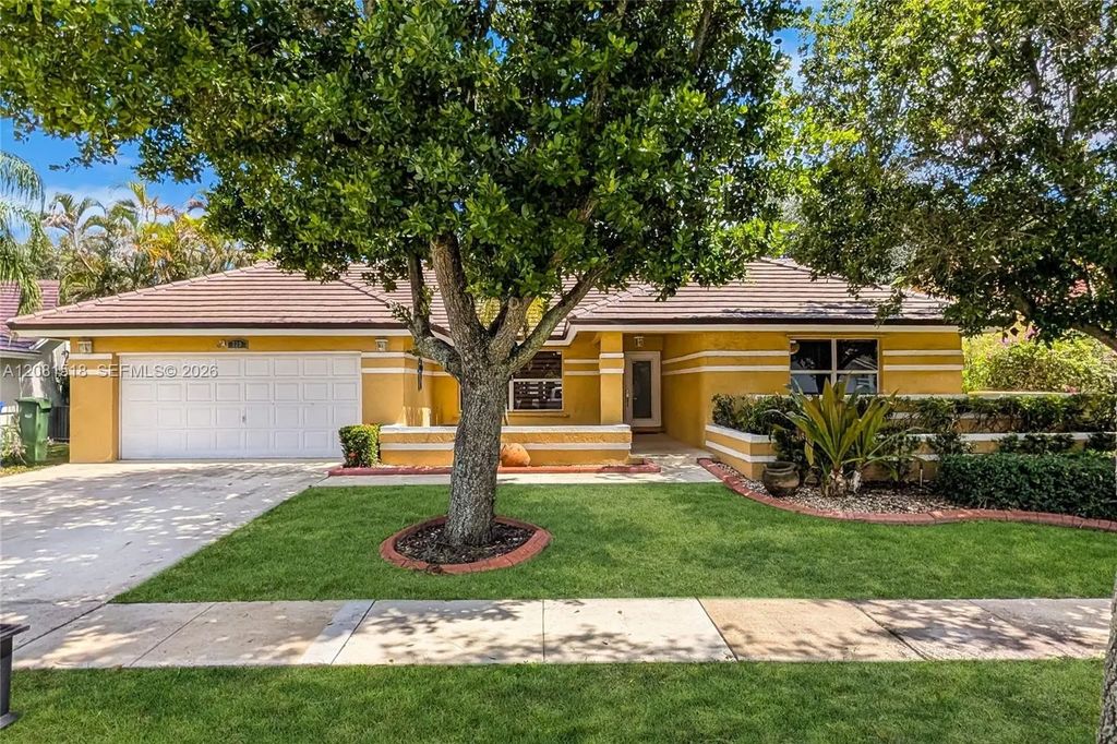 729 Nw 161st Avenue, Pembroke Pines