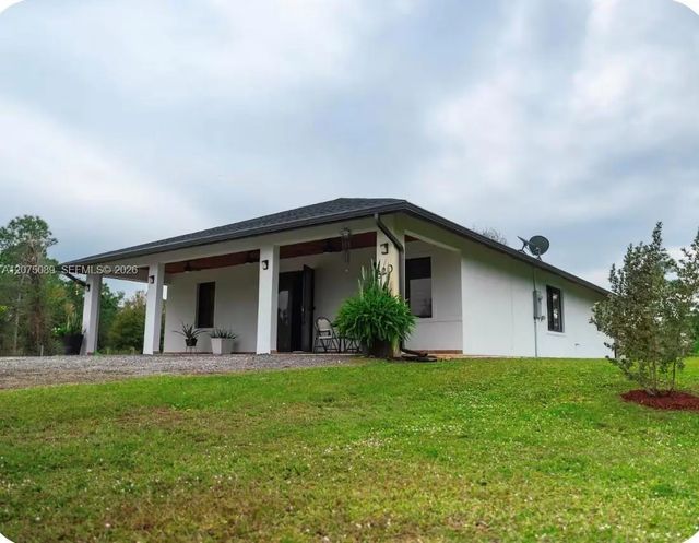 2 of 28 - 320 N Palomino Street, Clewiston, FL