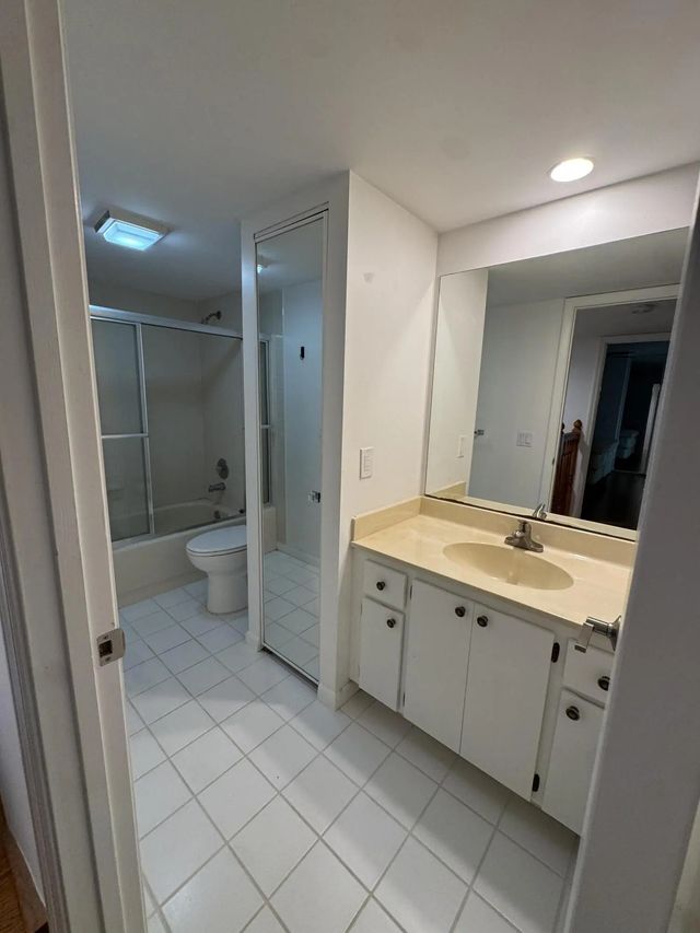 4 of 30 - 1807 18th Court, Jupiter, FL