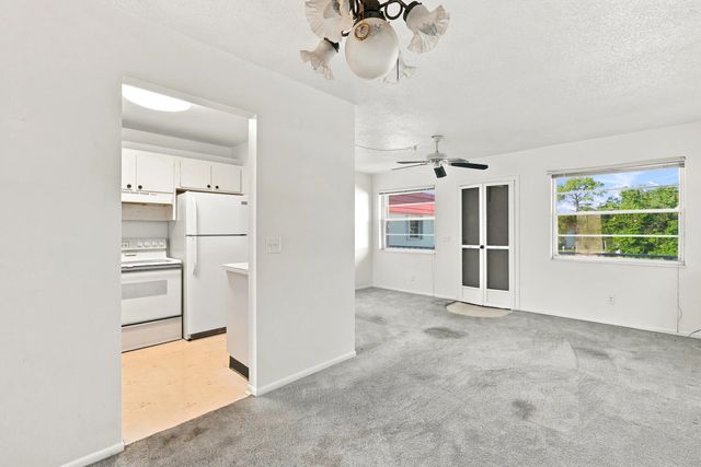2 of 41 - 2600 Se Ocean Boulevard #ff-11, Stuart, FL