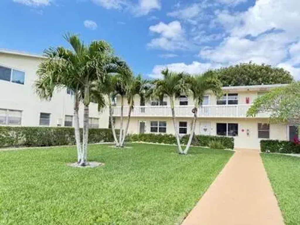 145 Dorchester G, West Palm Beach