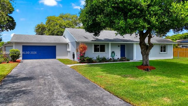 2 of 40 - 32024 Sw 200th Court, Homestead, FL