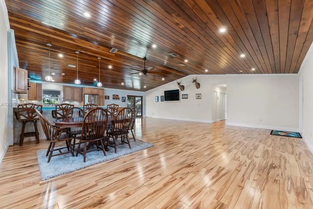 5 of 40 - 32024 Sw 200th Court, Homestead, FL