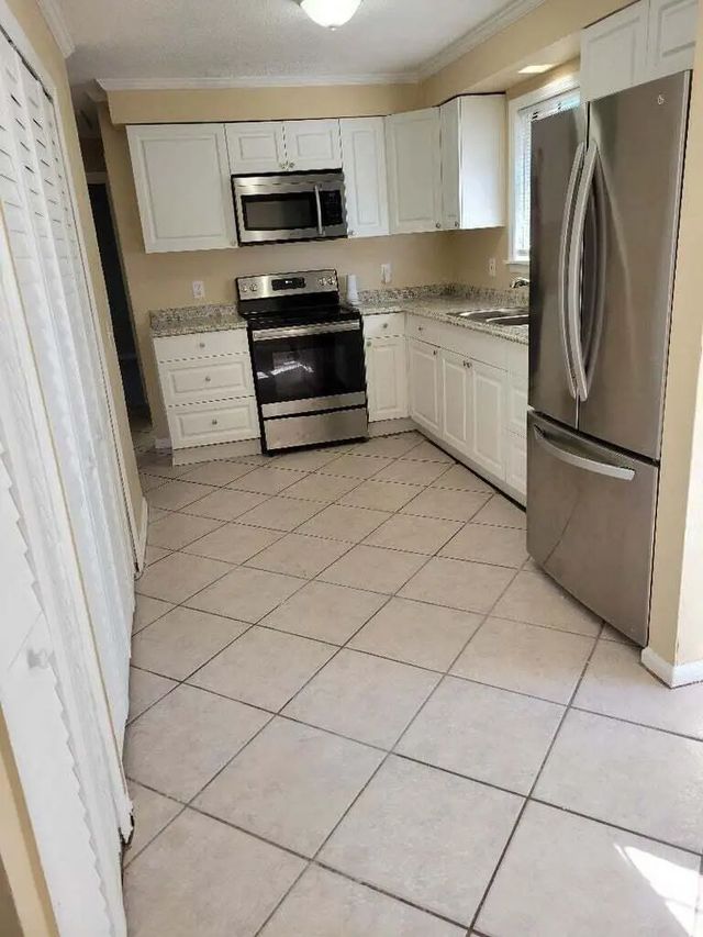 2 of 16 - 1488 W 31st Street, Riviera Beach, FL