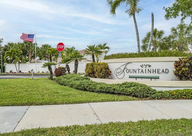 3 of 40 - 536 7th Square #103, Vero Beach, FL