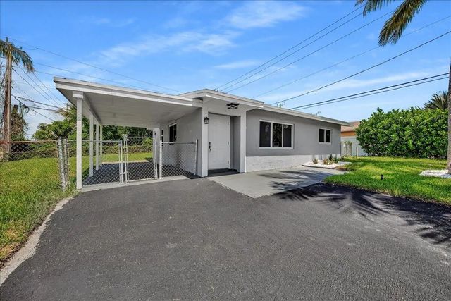 11 Ne 28th Court, Boynton Beach