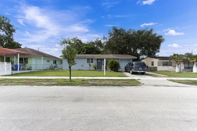 2 of 26 - 6714 Atlanta Street, Hollywood, FL