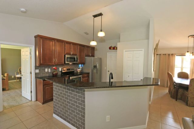 5 of 35 - 1901 Sw Lewis Street, Port St. Lucie, FL