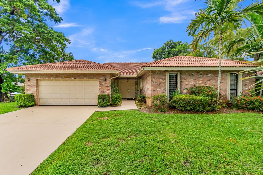 3839 Nw 72nd Drive, Coral Springs