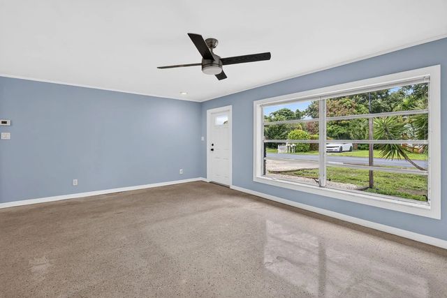 3 of 28 - 820 E 13th Street, Stuart, FL