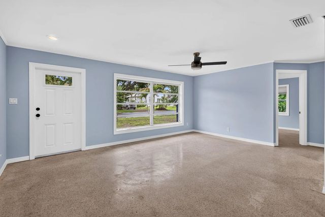 4 of 28 - 820 E 13th Street, Stuart, FL
