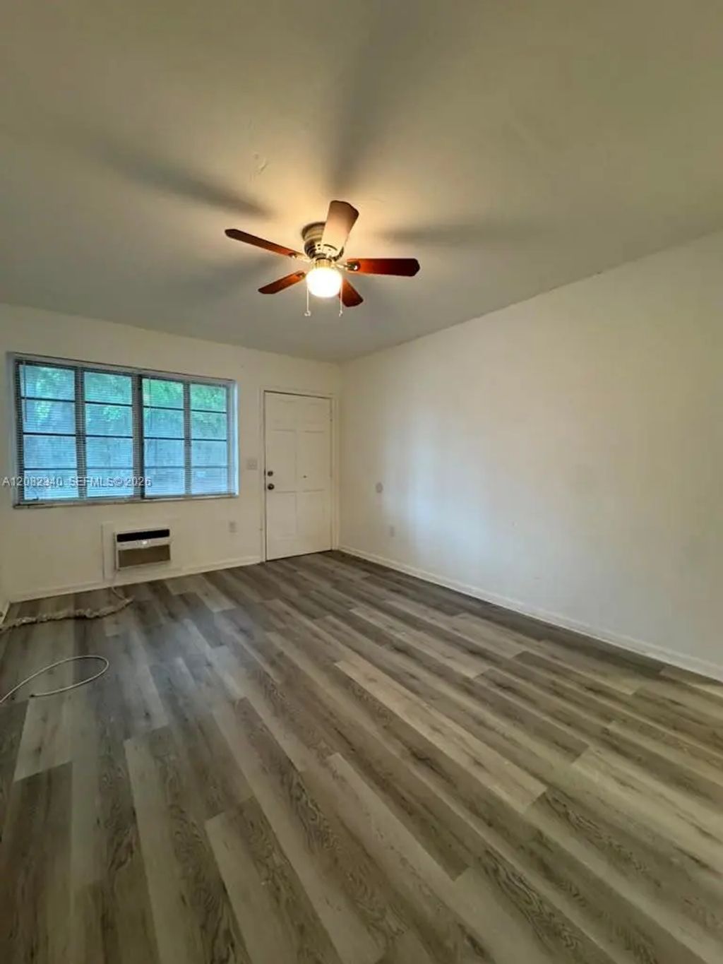 1400 Nw 95th Street #1450, Miami