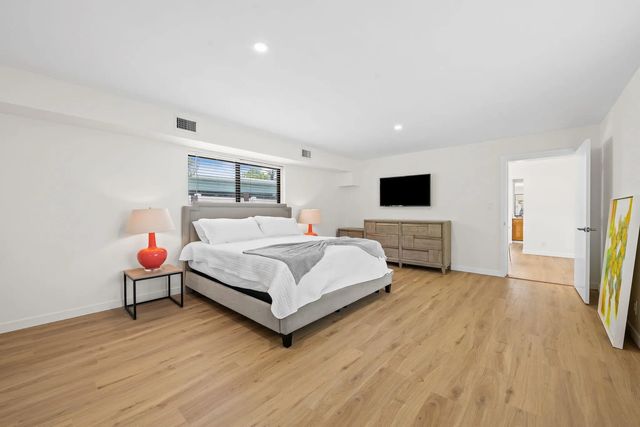 5 of 28 - 413 Ne 25th Avenue, Pompano Beach, FL