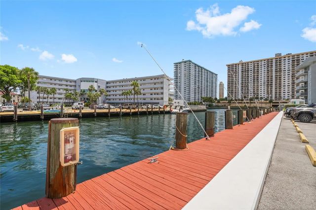 3 of 48 - 4000 Ne 169th Street #607, North Miami Beach, FL