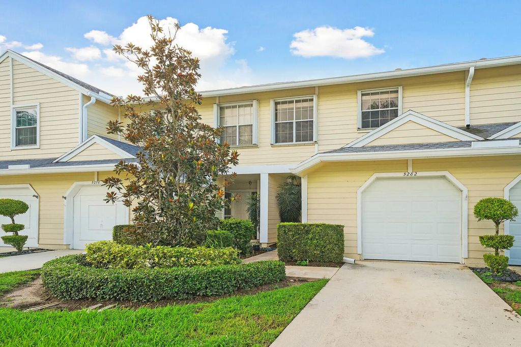 5282 Sapphire Valley, Boca Raton
