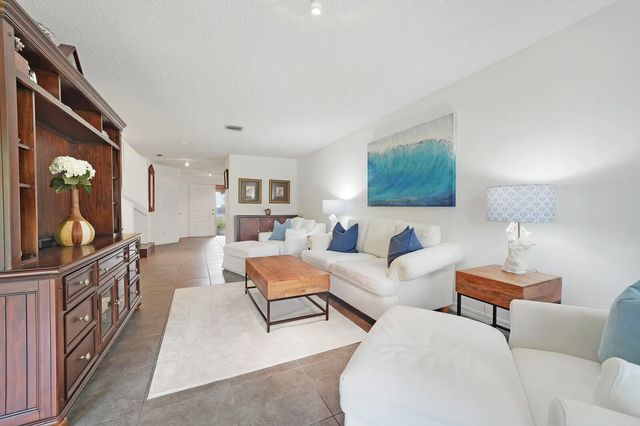 5 of 34 - 5282 Sapphire Valley, Boca Raton, FL