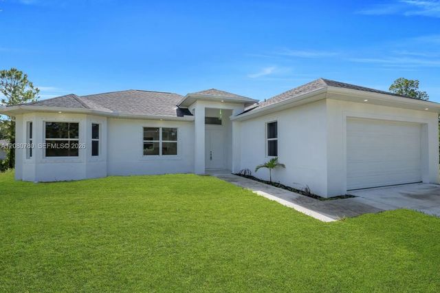 3 of 32 - 523 Harry Thayer Avenue S, Lehigh Acres, FL