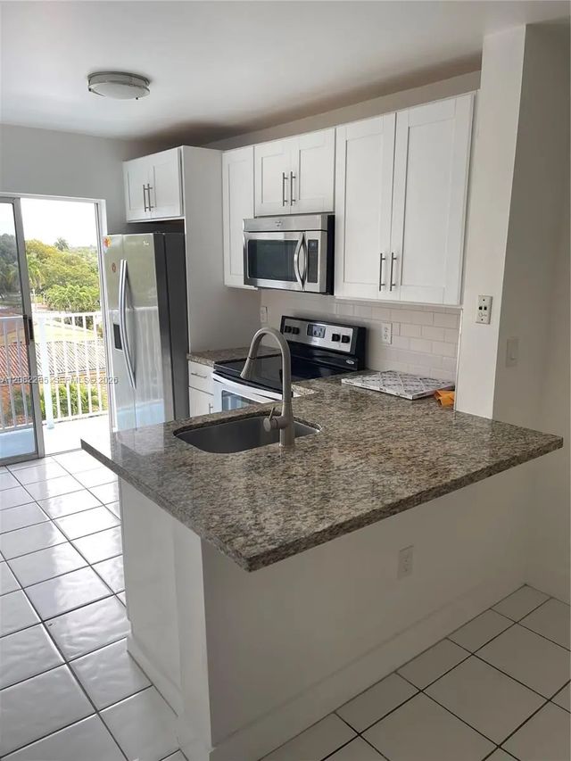 2575 Sw 27th Avenue #506, Miami
