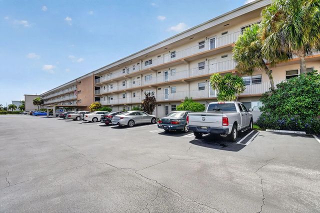 4 of 49 - 230 Ne 26th Avenue #412, Boynton Beach, FL