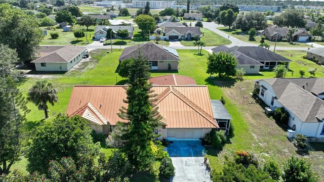 237 Lauberge Court, Lehigh Acres
