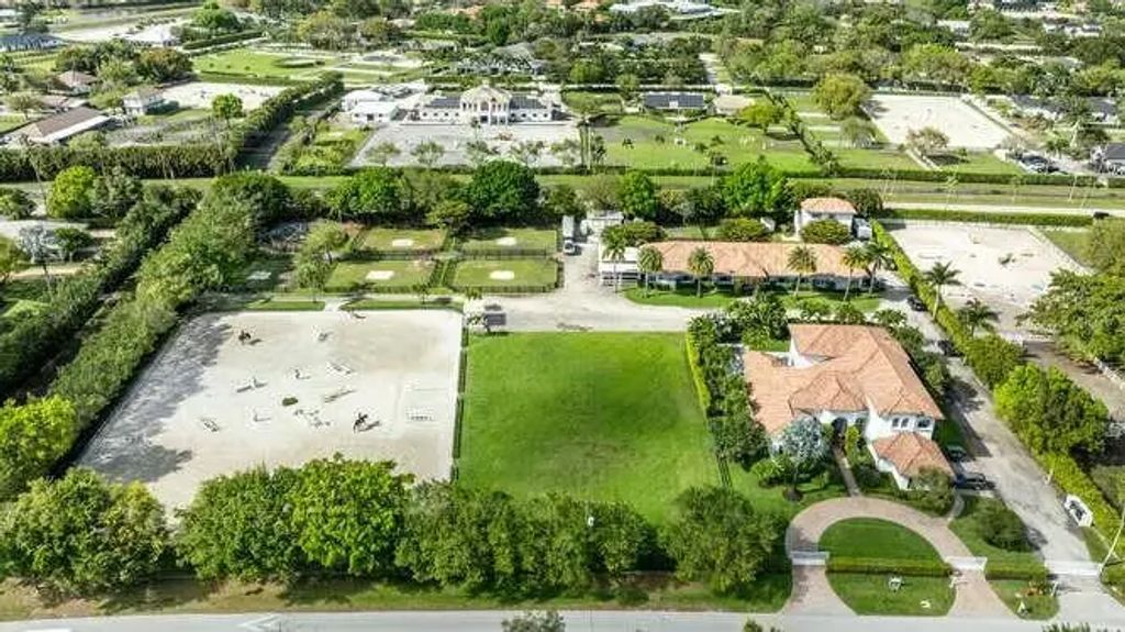 14471 Equestrian Way, Wellington