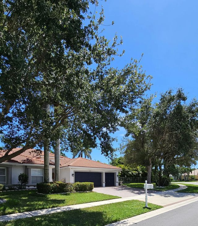 3 of 7 - 5291 Indianwood Village Lane, Lake Worth, FL